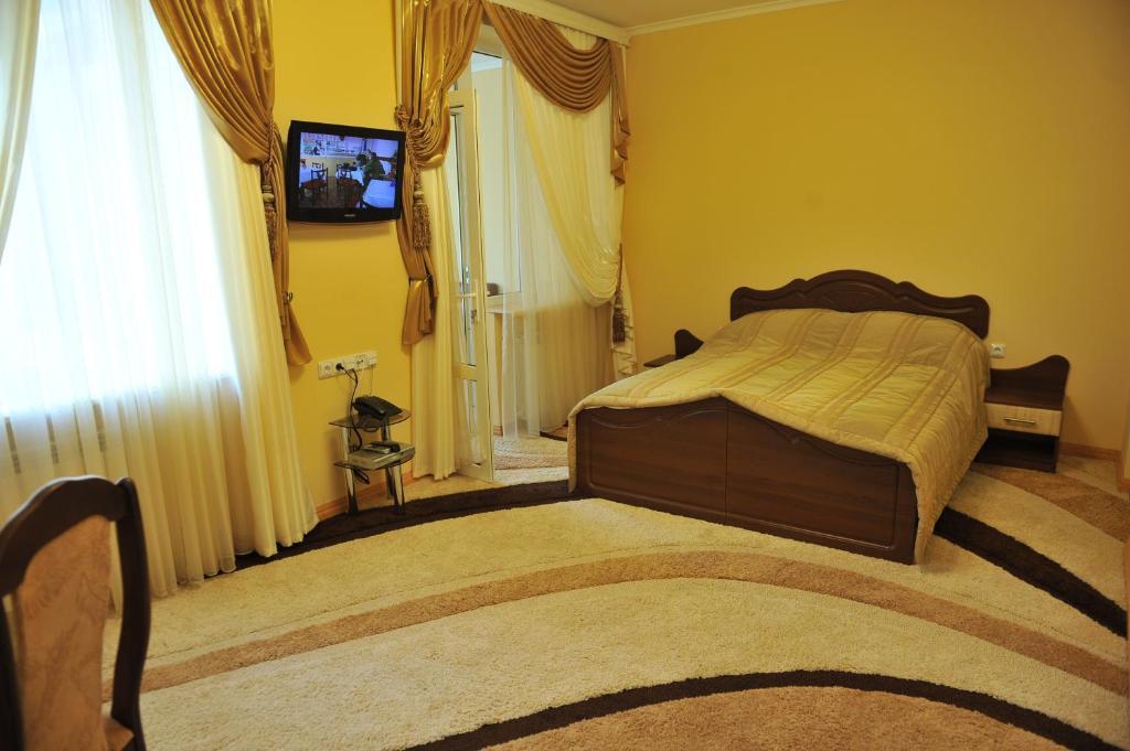 Andinna Hotel Černivci Esterno foto